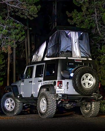 8W9A1209-Enhanced-NR Jeep Camper with the tent set up