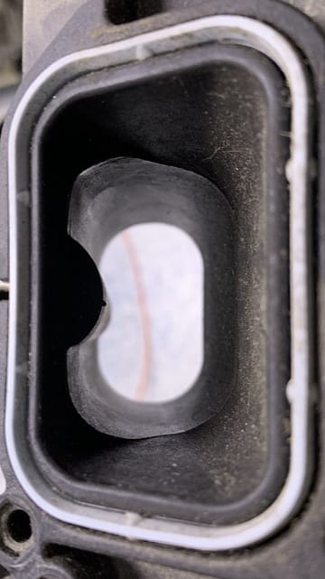 JK_Manifold_Port The 3.6 Pentastar stock Intake Manifold